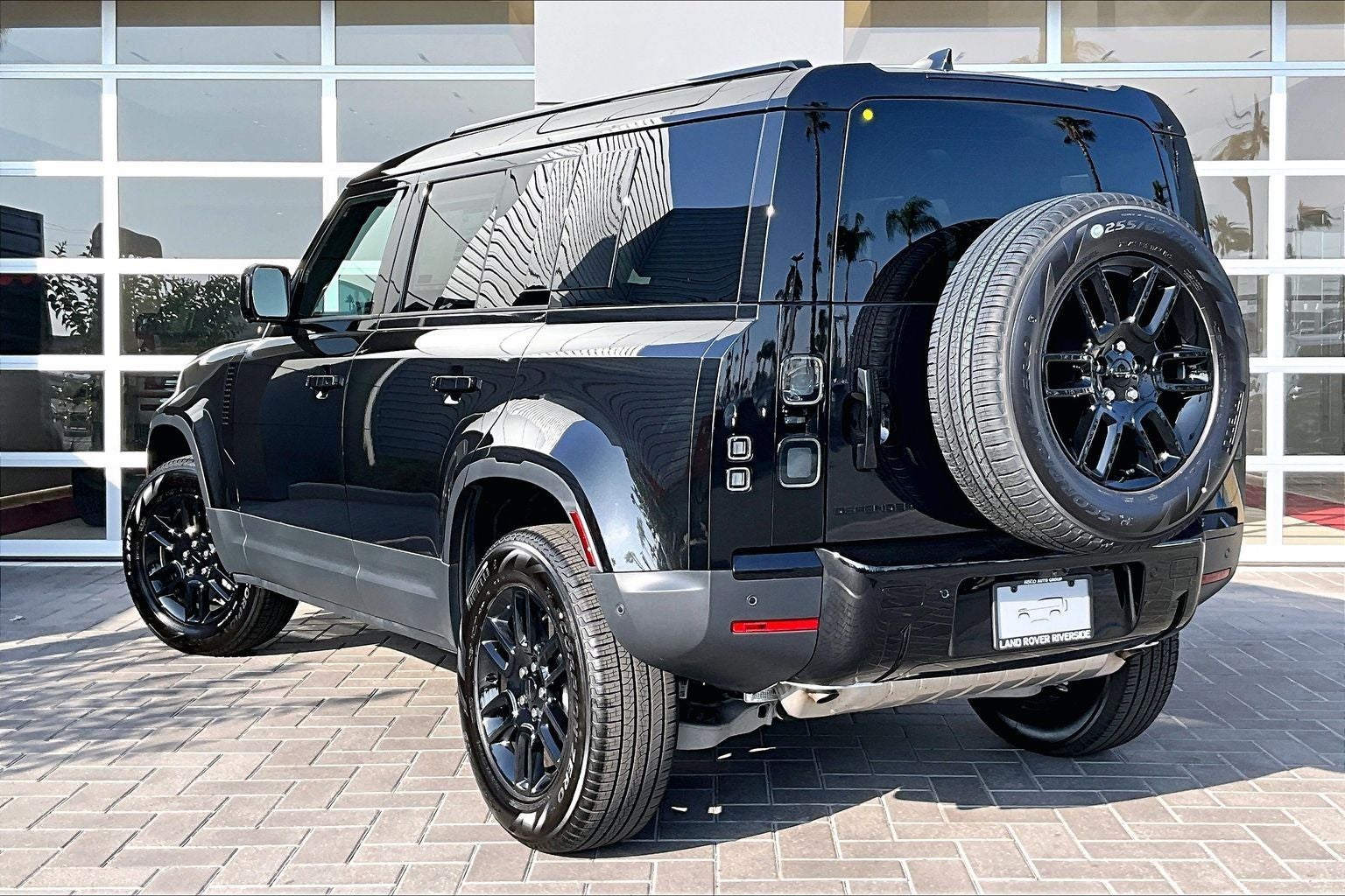 2026 Land Rover Defender 110 S