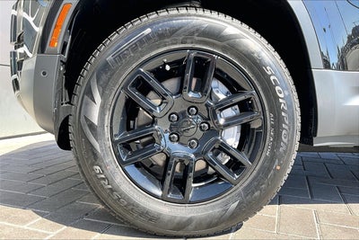 2026 Land Rover Defender 110 S