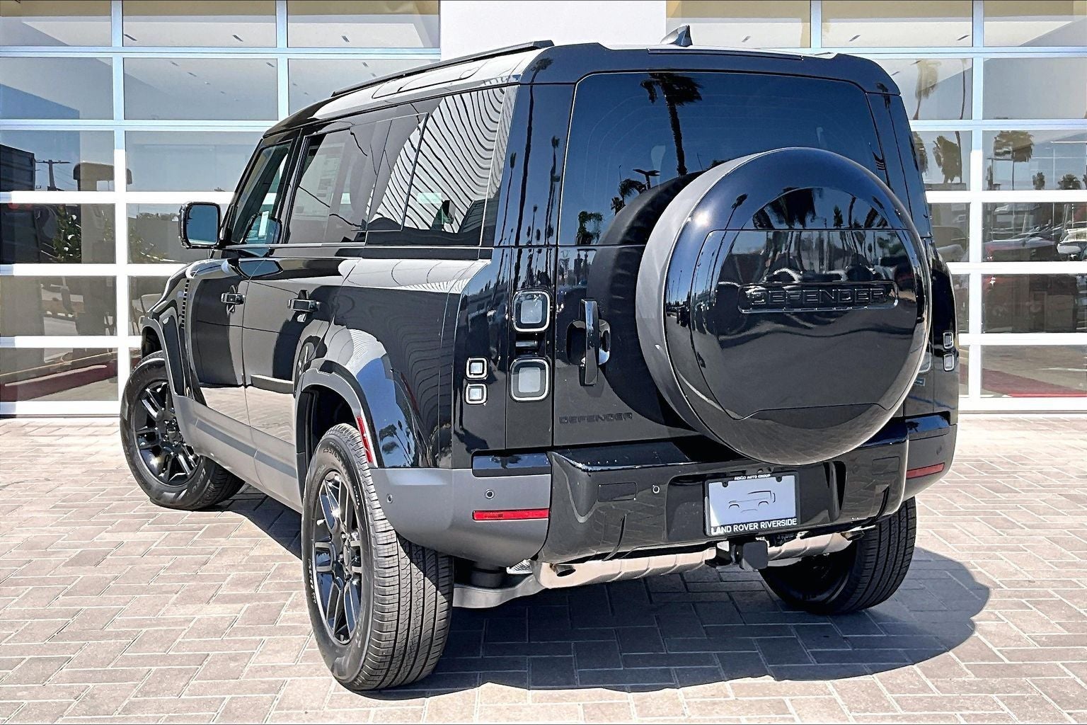 2026 Land Rover Defender 110 S