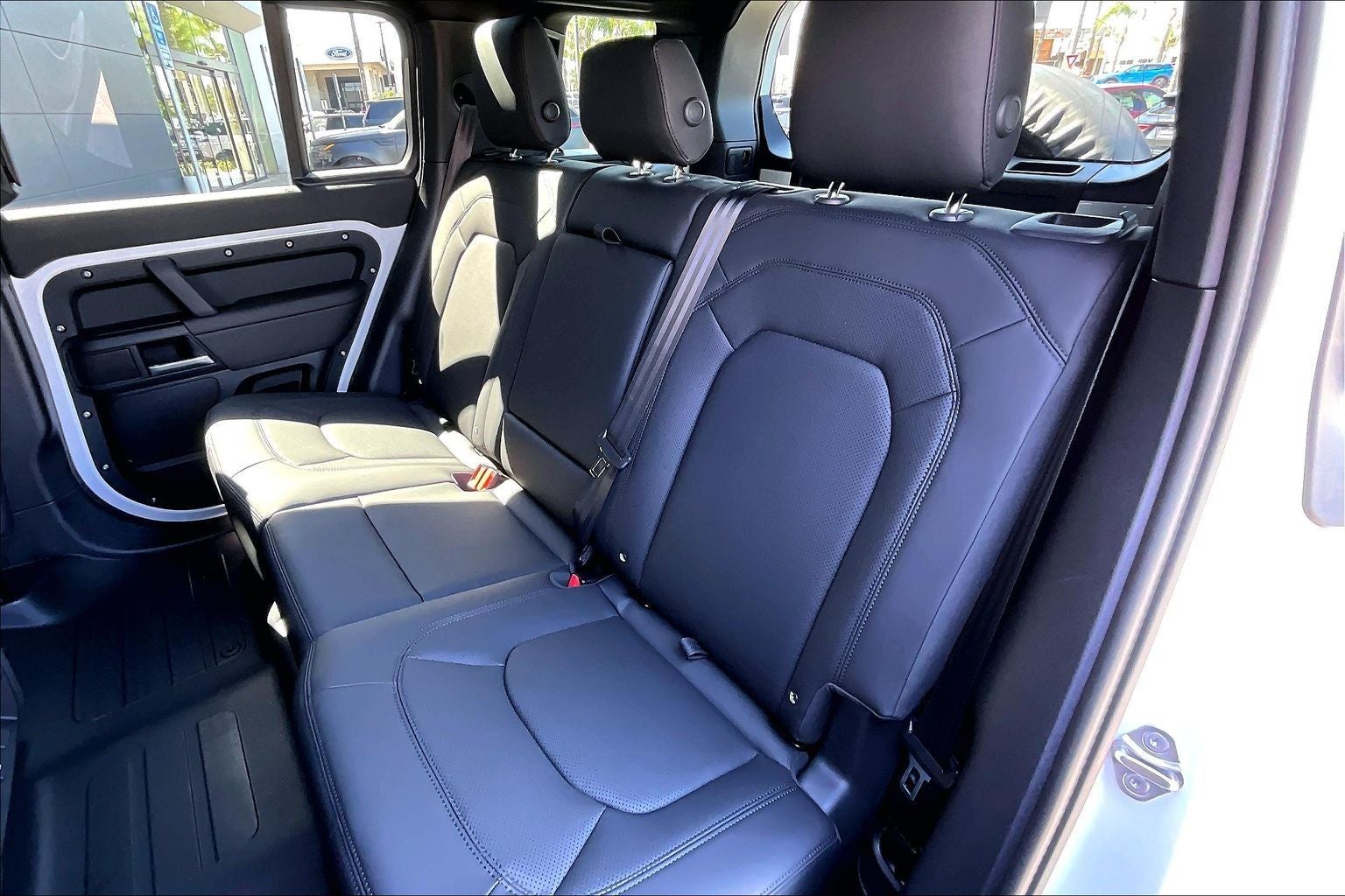 2026 Land Rover Defender 110 S