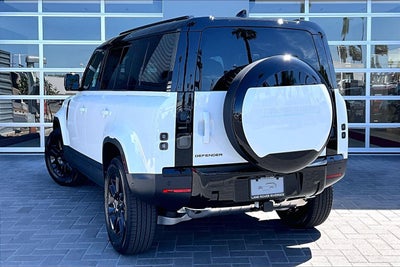 2026 Land Rover Defender 110 S