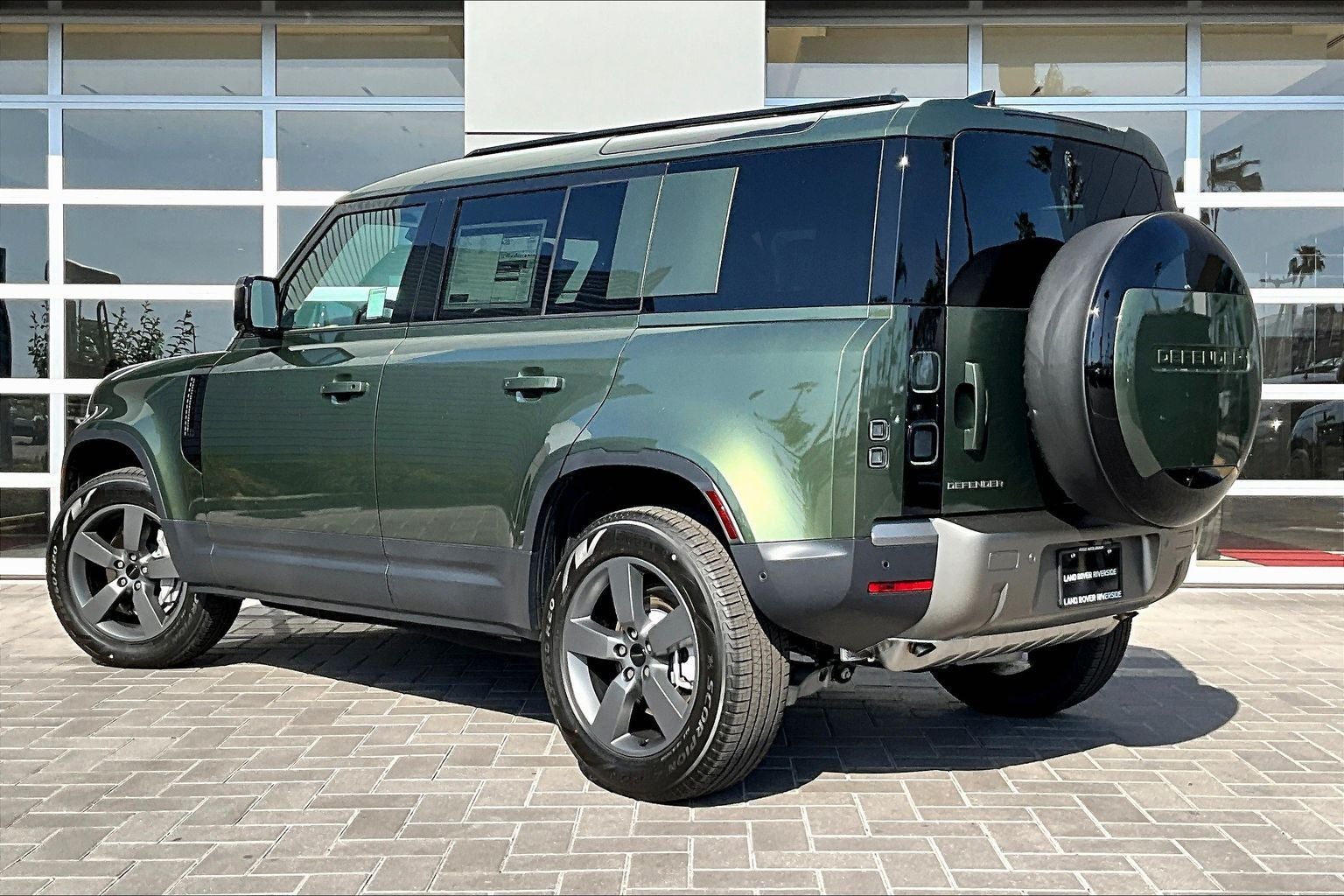 2026 Land Rover Defender 110 S