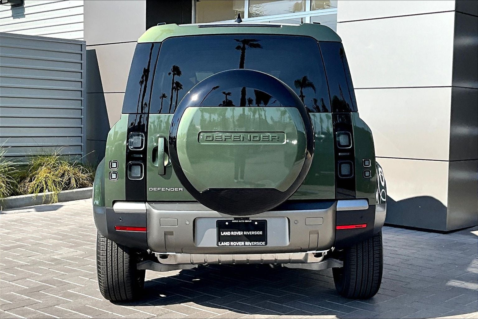 2026 Land Rover Defender 110 S