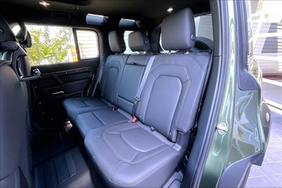 2026 Land Rover Defender 110 S