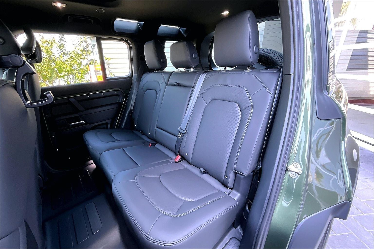2026 Land Rover Defender 110 S