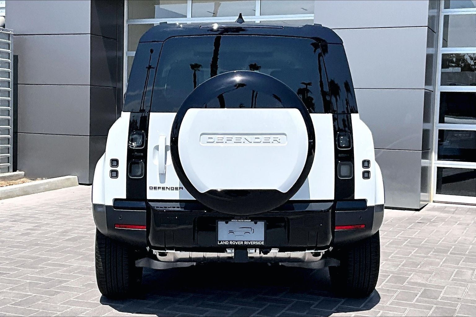 2026 Land Rover Defender 110 S