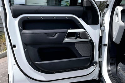 2024 Land Rover Defender 110 S