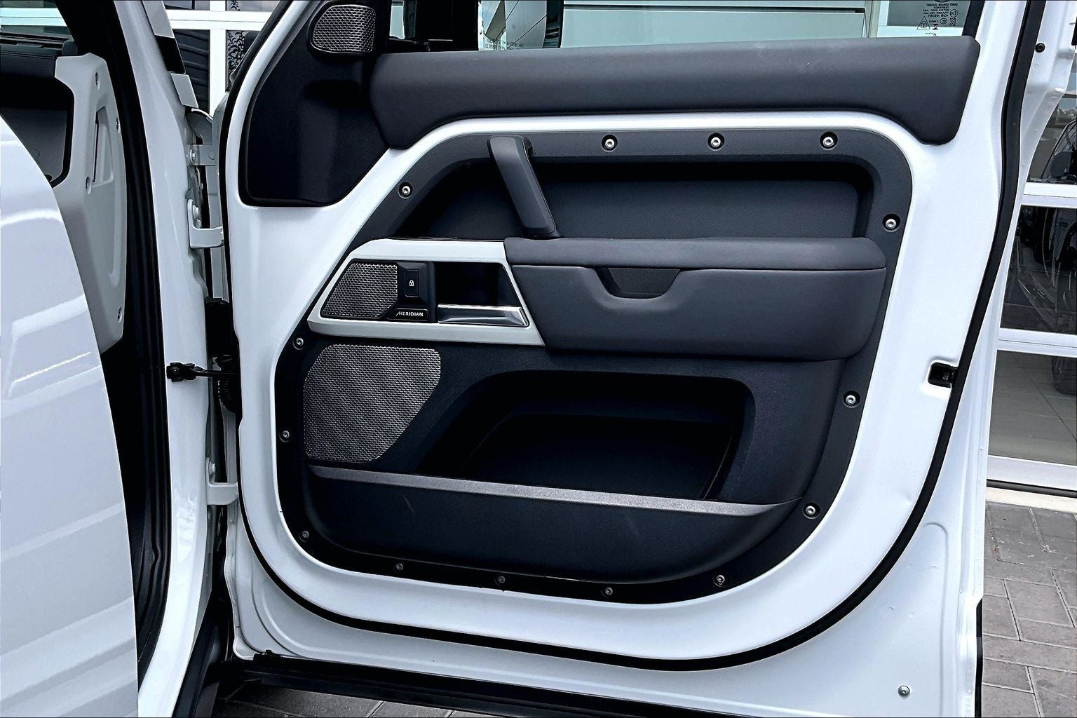 2024 Land Rover Defender 110 S