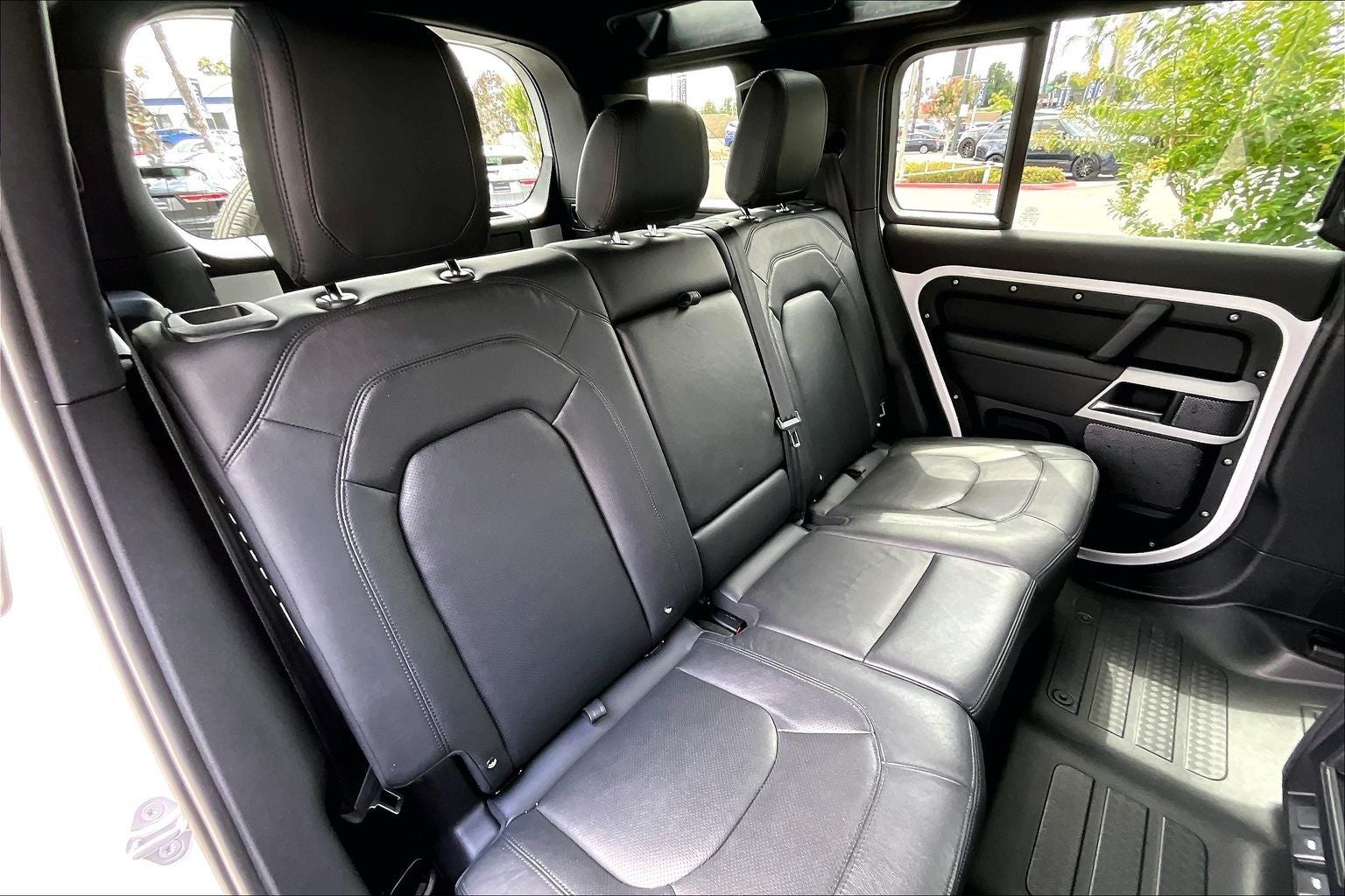 2024 Land Rover Defender 110 S