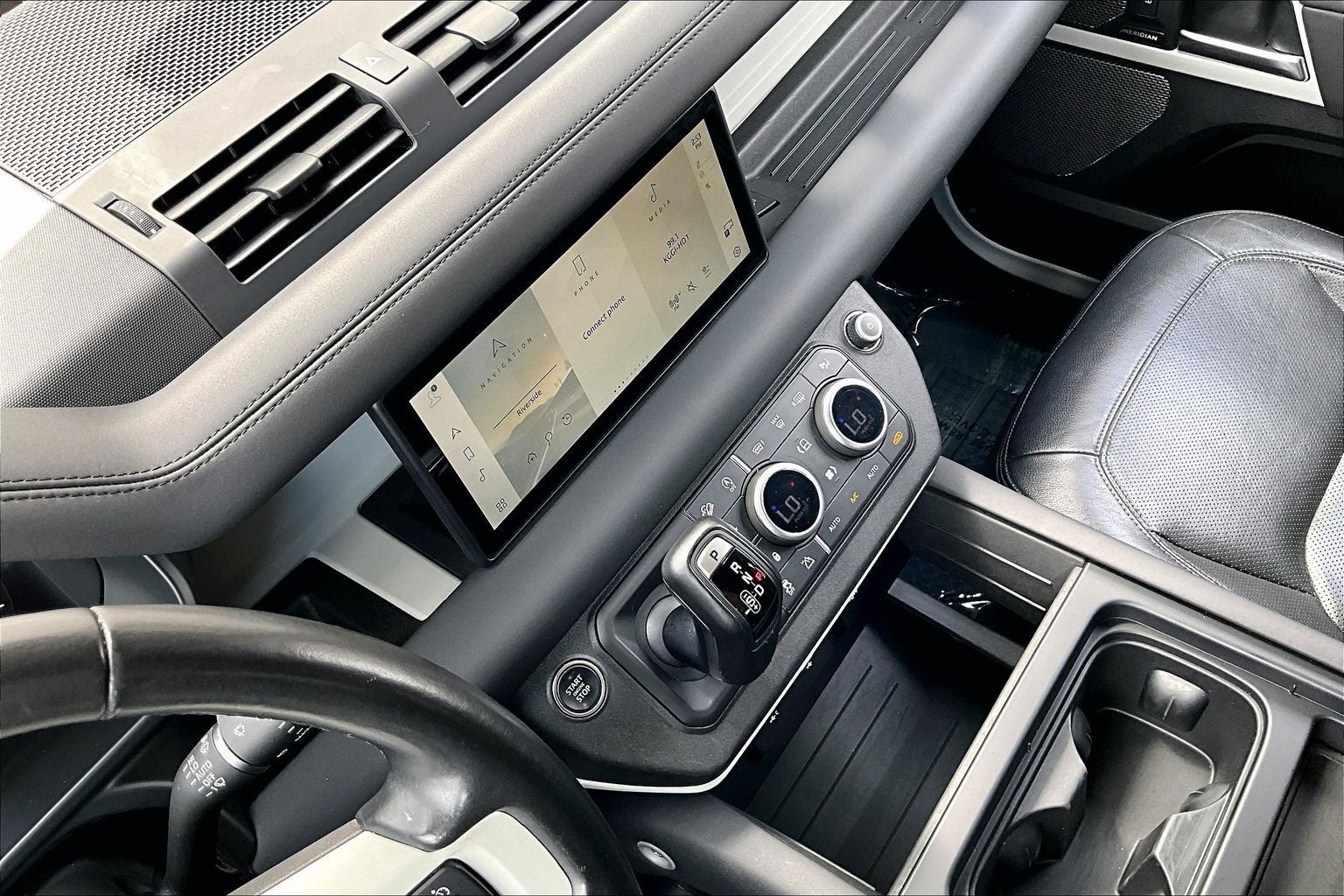 2024 Land Rover Defender 110 S
