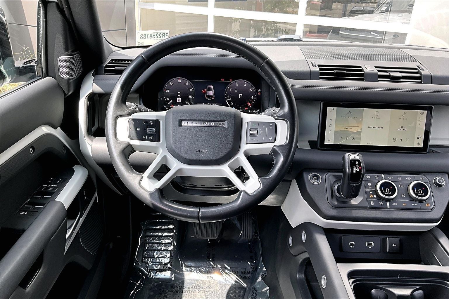 2024 Land Rover Defender 110 S