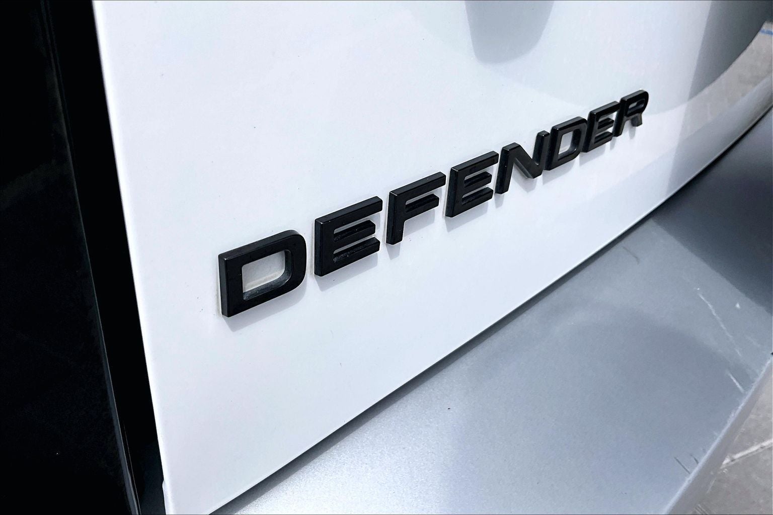 2024 Land Rover Defender 110 S