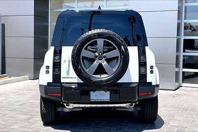 2026 Land Rover Defender 110 S
