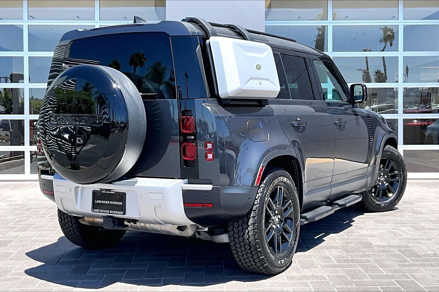 2023 Land Rover Defender 110 S
