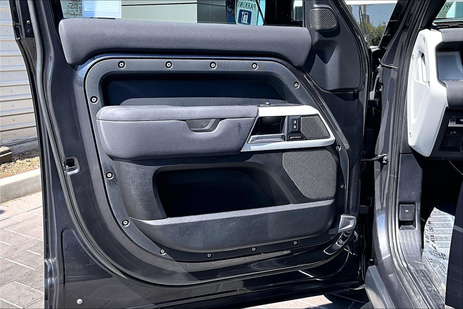 2023 Land Rover Defender 110 S