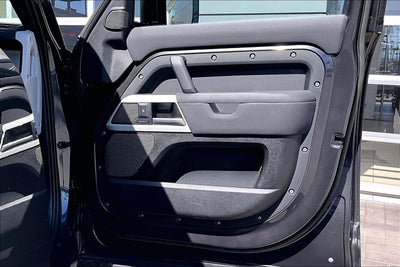 2023 Land Rover Defender 110 S