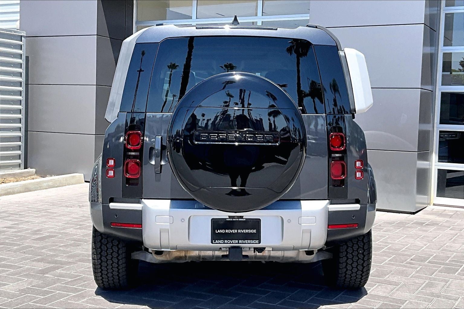 2023 Land Rover Defender 110 S