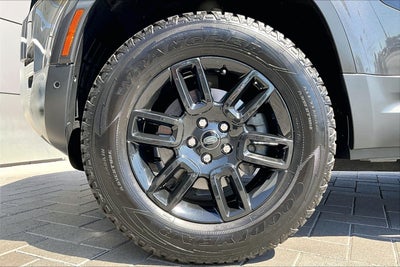 2023 Land Rover Defender 110 S