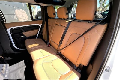 2026 Land Rover Defender 110 S