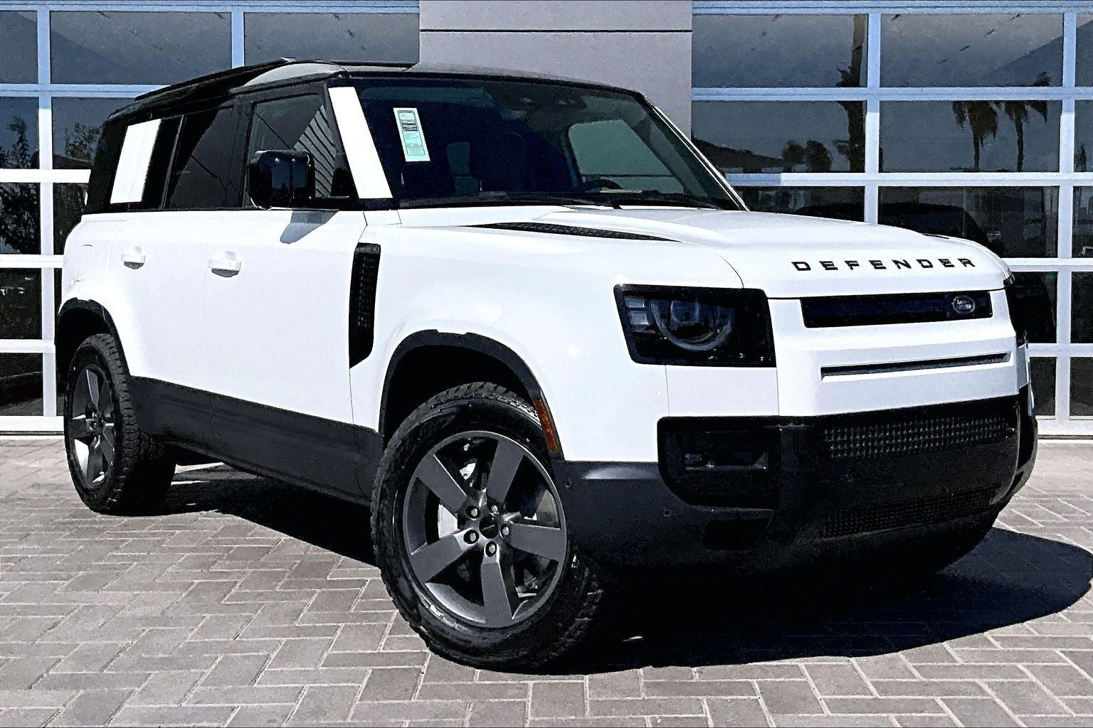 2026 Land Rover Defender 110 S
