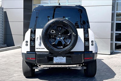2026 Land Rover Defender 110 S