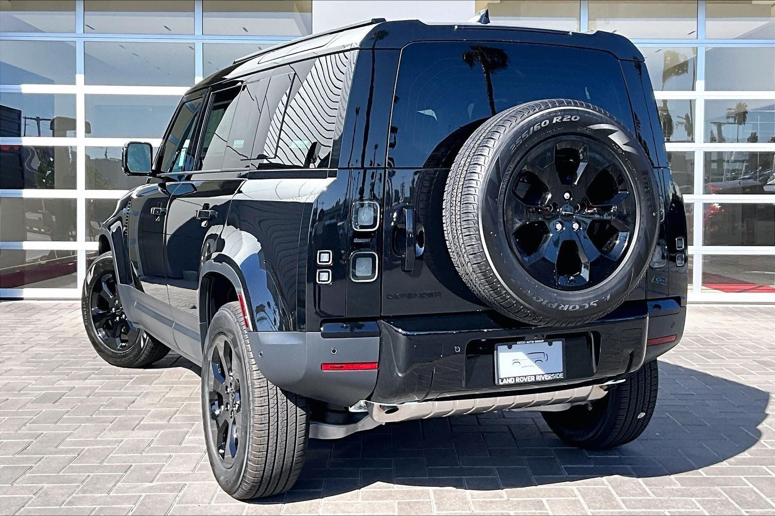 2026 Land Rover Defender 110 S