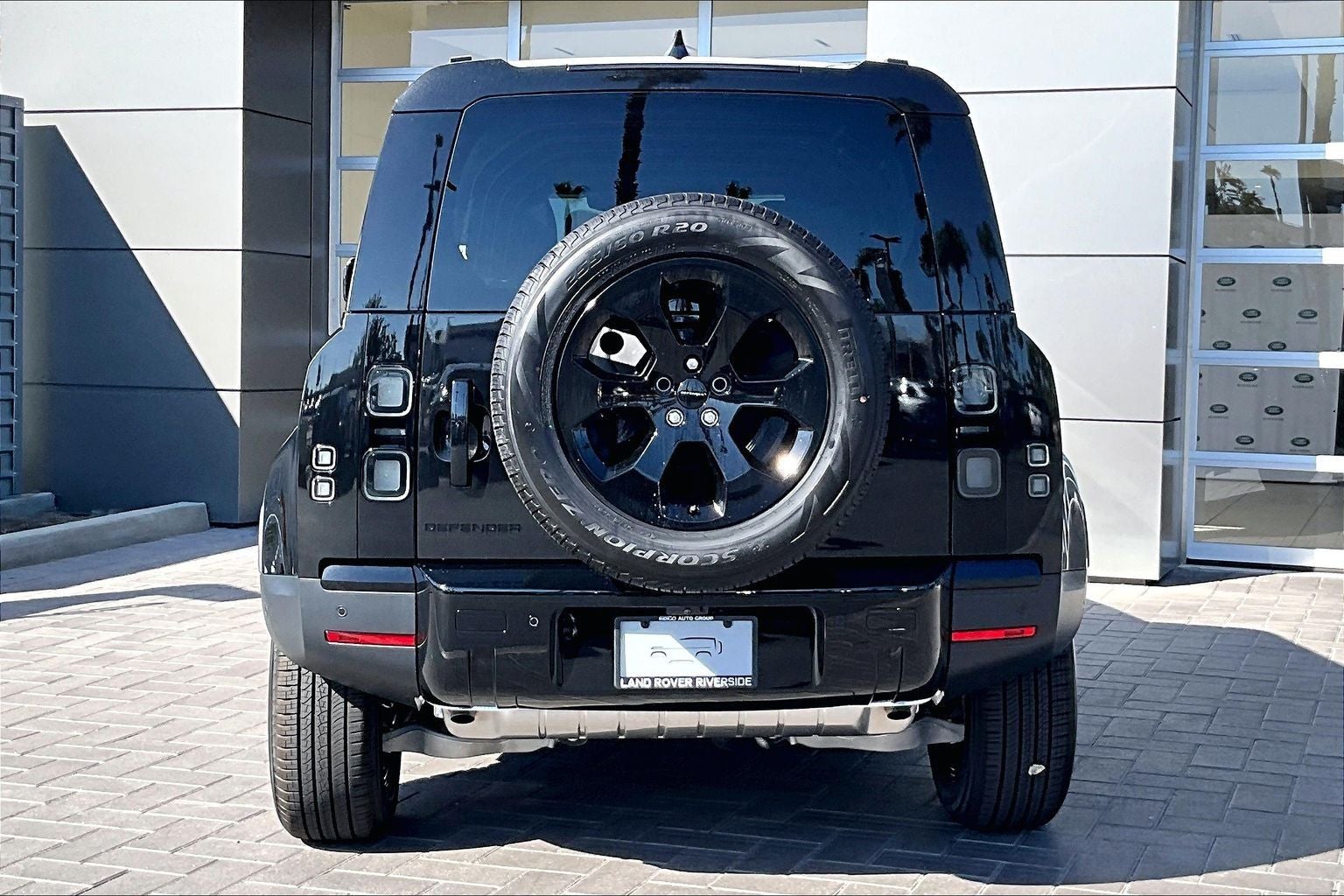 2026 Land Rover Defender 110 S