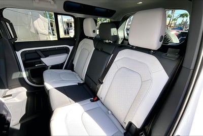 2026 Land Rover Defender 110 S