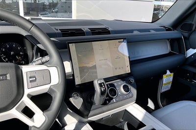 2026 Land Rover Defender 110 S