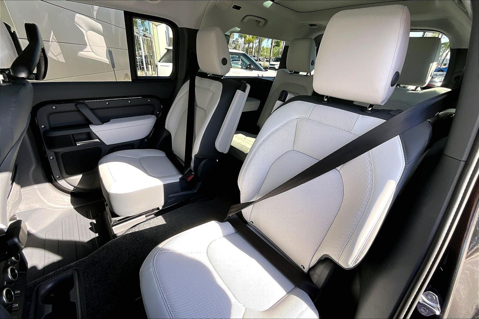 2026 Land Rover Defender 130 S