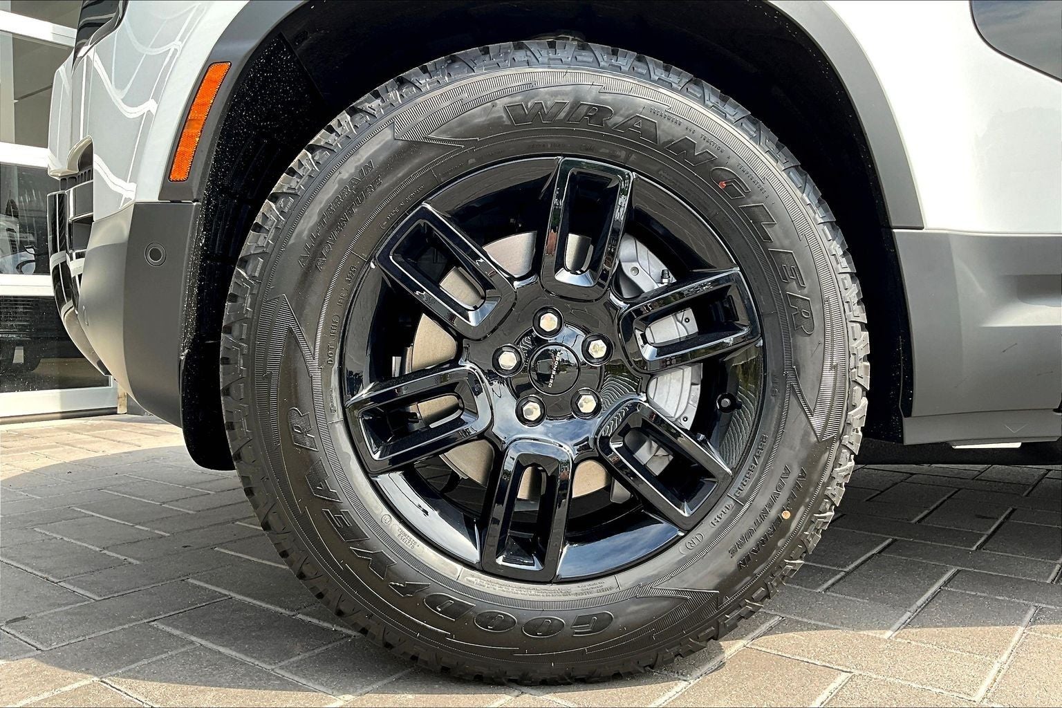 2026 Land Rover Defender 130 S