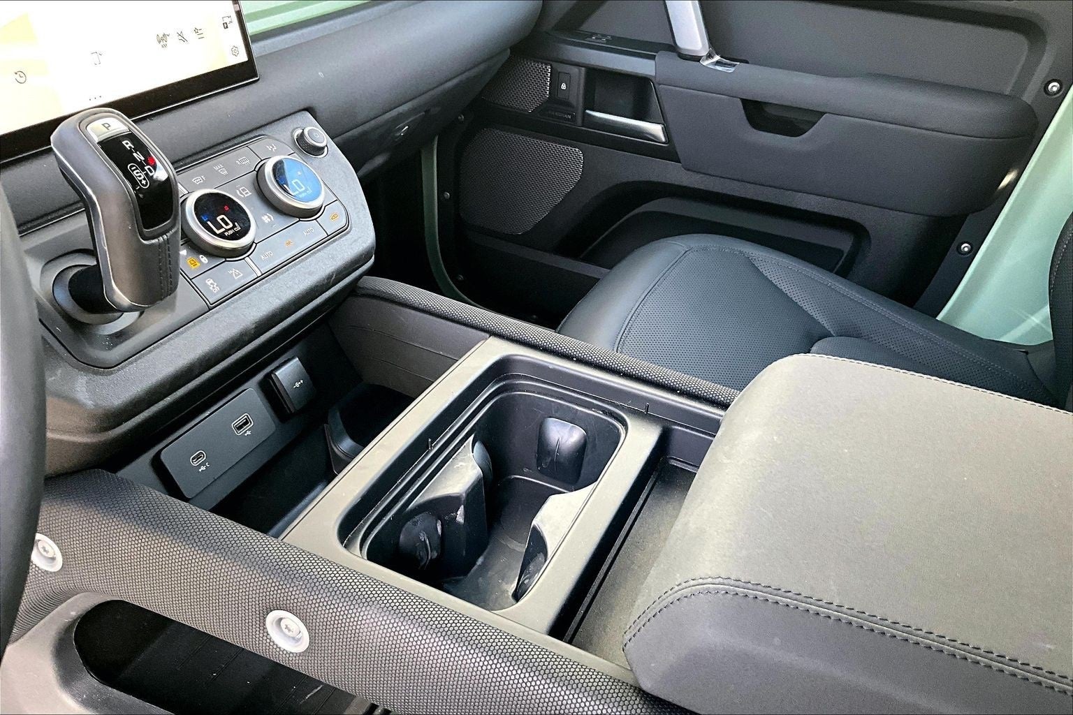 2023 Land Rover Defender 90 75th Edition