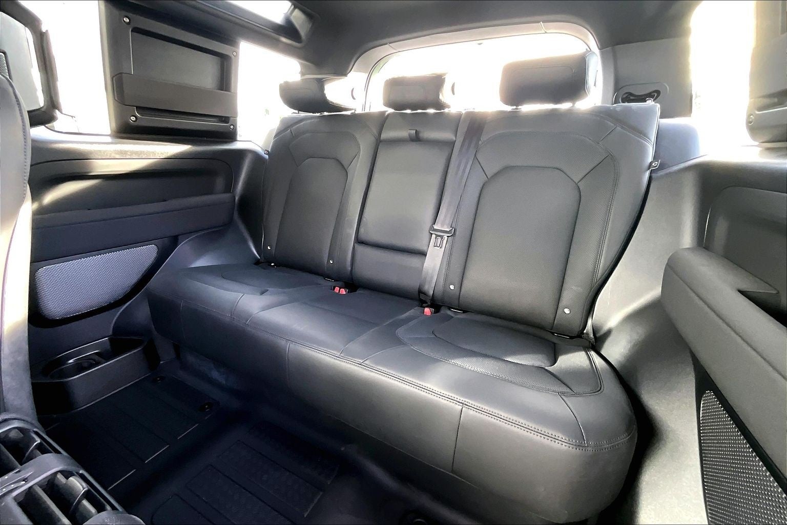 2023 Land Rover Defender 90 75th Edition