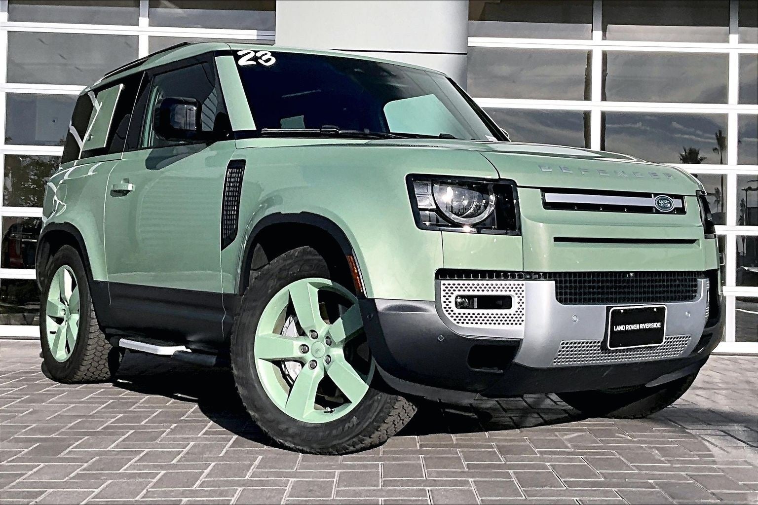 2023 Land Rover Defender 90 75th Edition