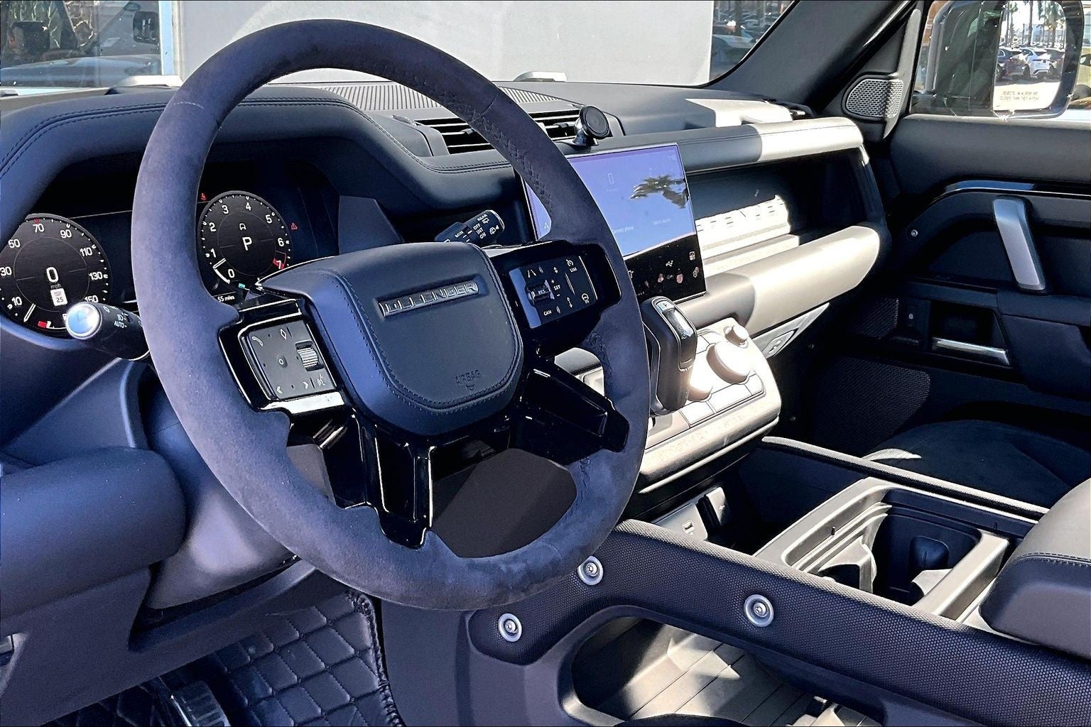 2023 Land Rover Defender 110 V8