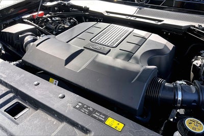 2023 Land Rover Defender 110 V8