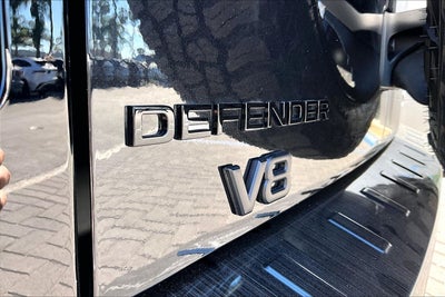 2023 Land Rover Defender 110 V8