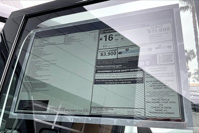 2026 Land Rover Defender 110 V8