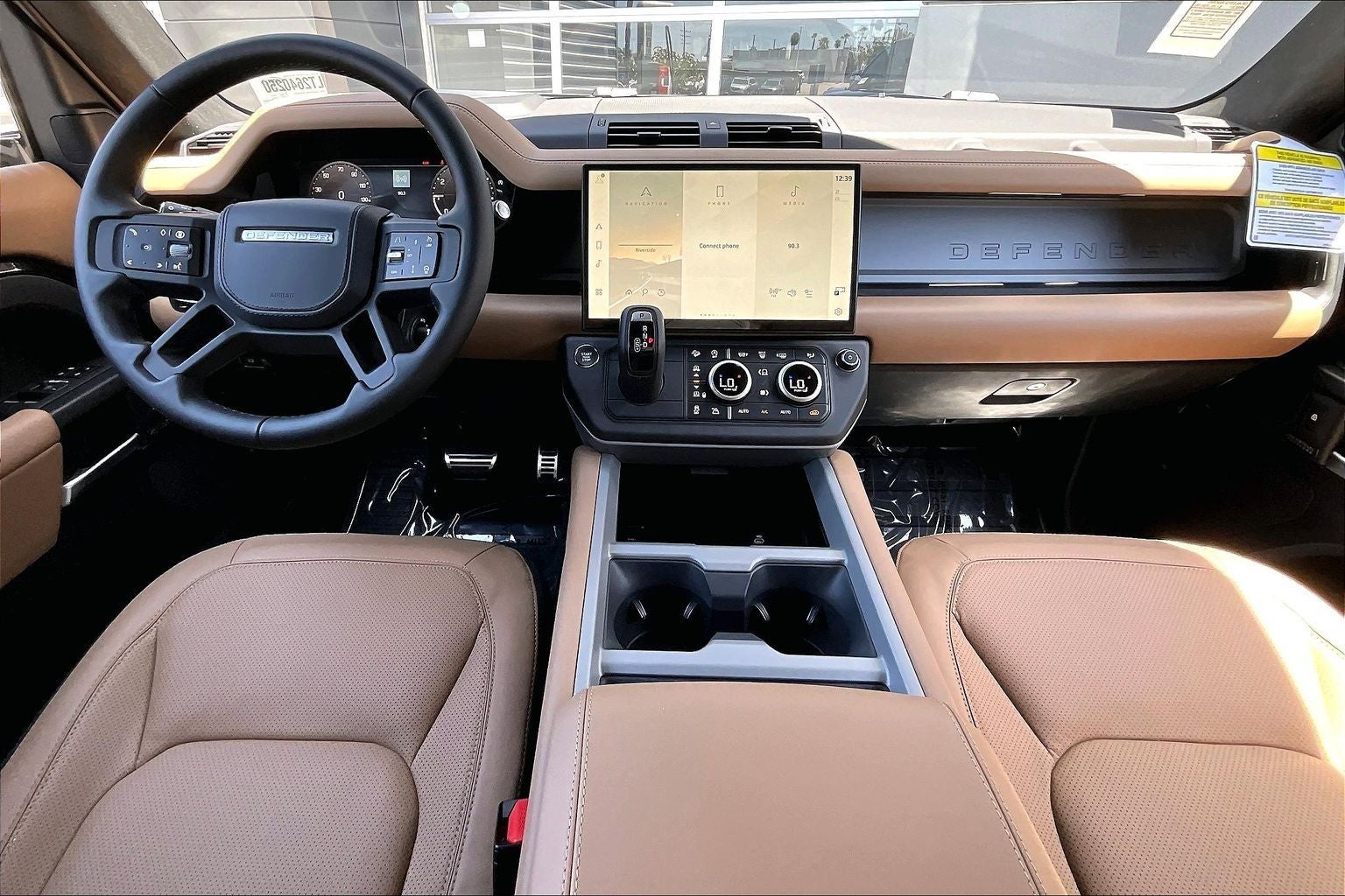 2026 Land Rover Defender 110 V8