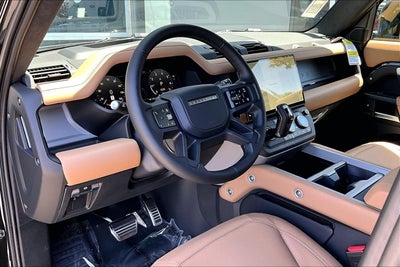 2026 Land Rover Defender 110 V8