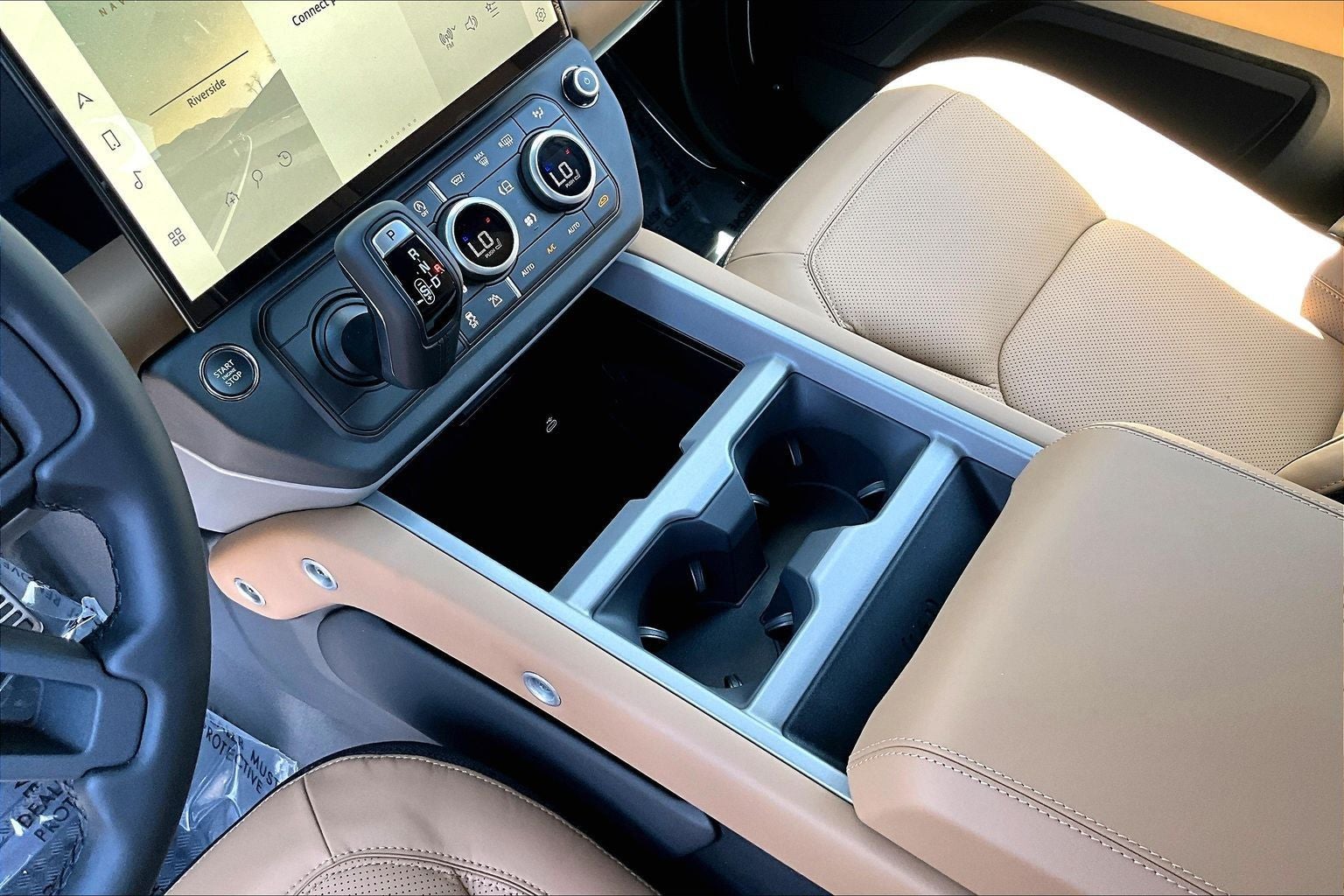 2026 Land Rover Defender 110 V8