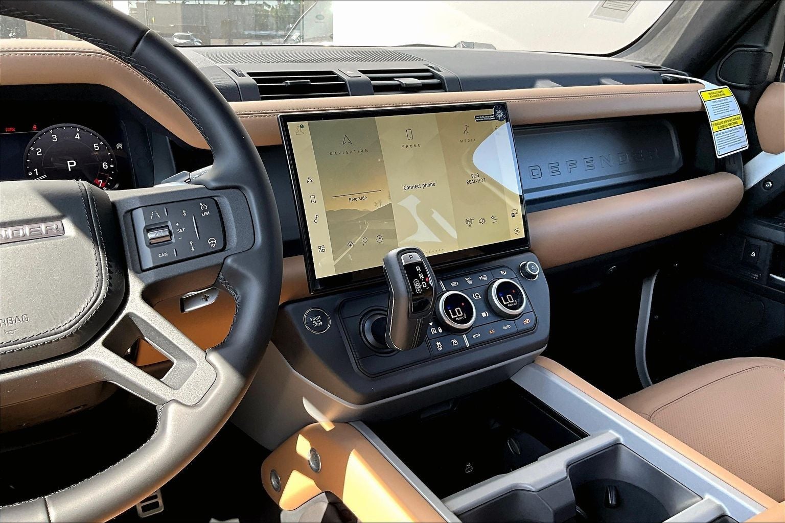 2026 Land Rover Defender 110 V8