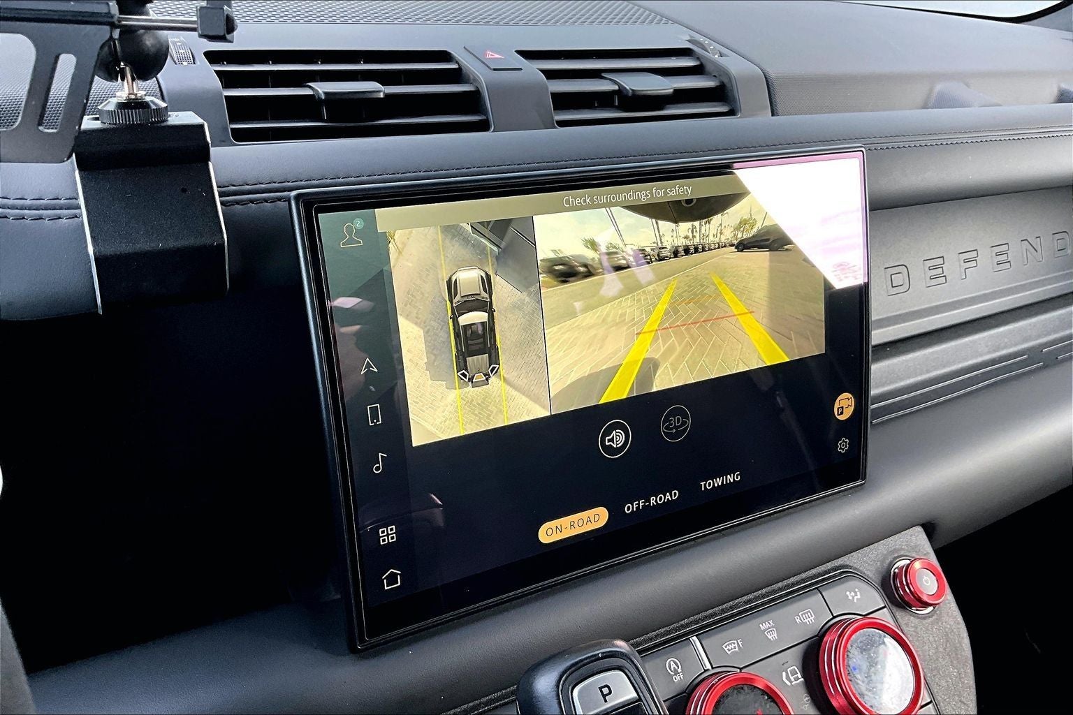 2023 Land Rover Defender 110 V8