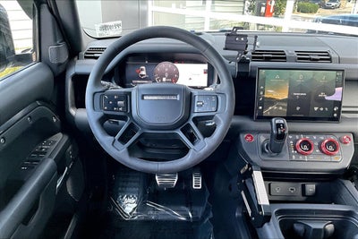 2023 Land Rover Defender 110 V8