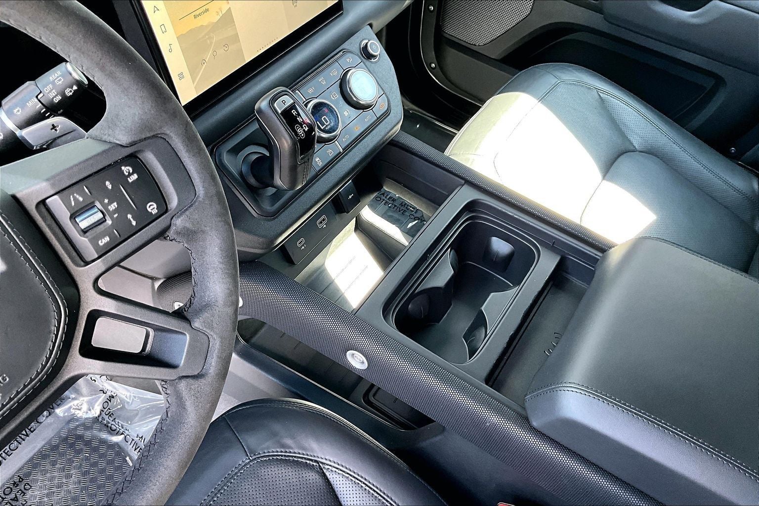 2024 Land Rover Defender 110 Carpathian Edition