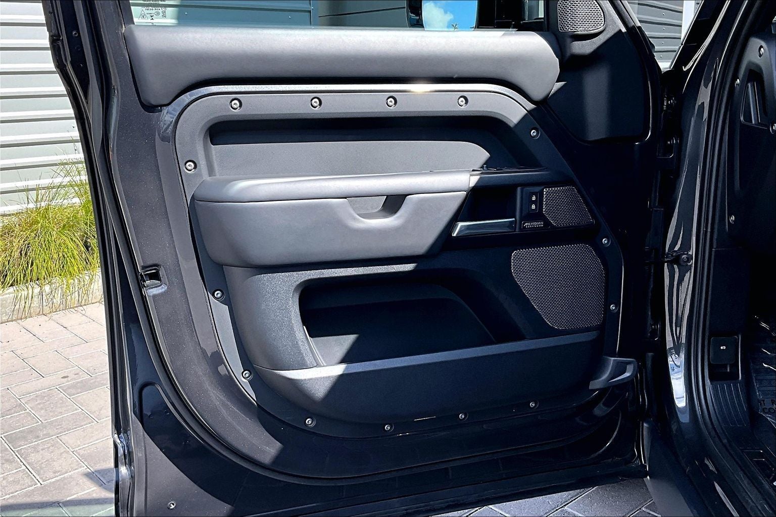 2024 Land Rover Defender 110 Carpathian Edition