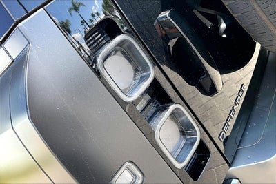 2024 Land Rover Defender 110 Carpathian Edition