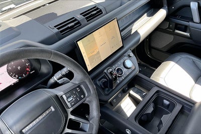 2024 Land Rover Defender 110 Carpathian Edition