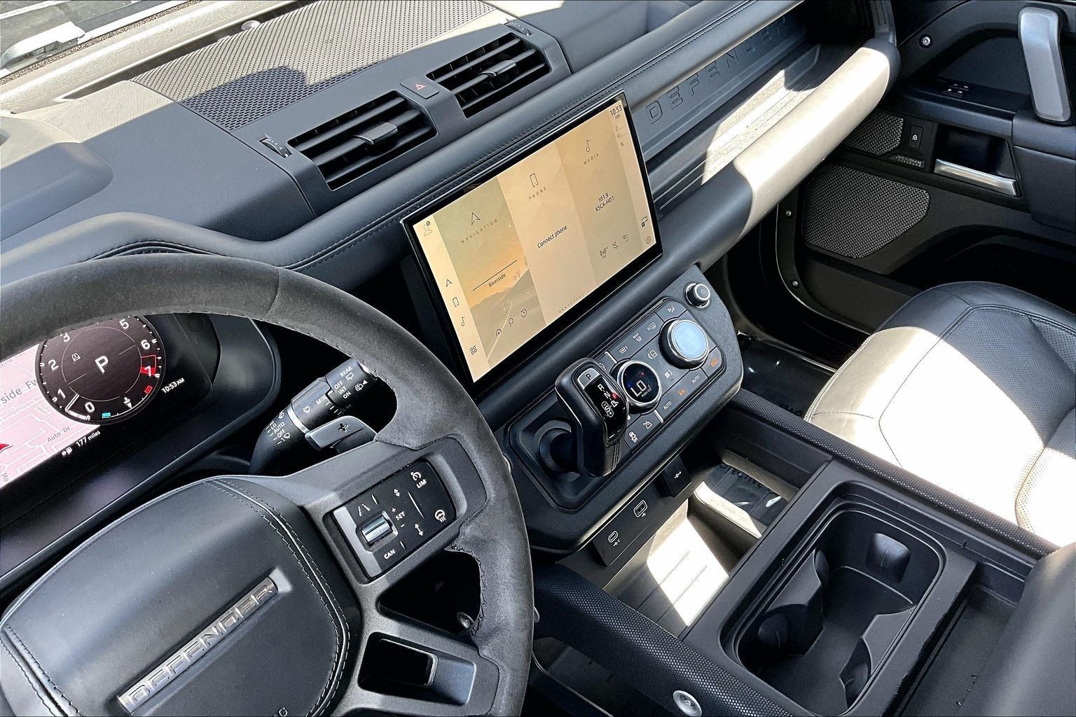 2024 Land Rover Defender 110 Carpathian Edition