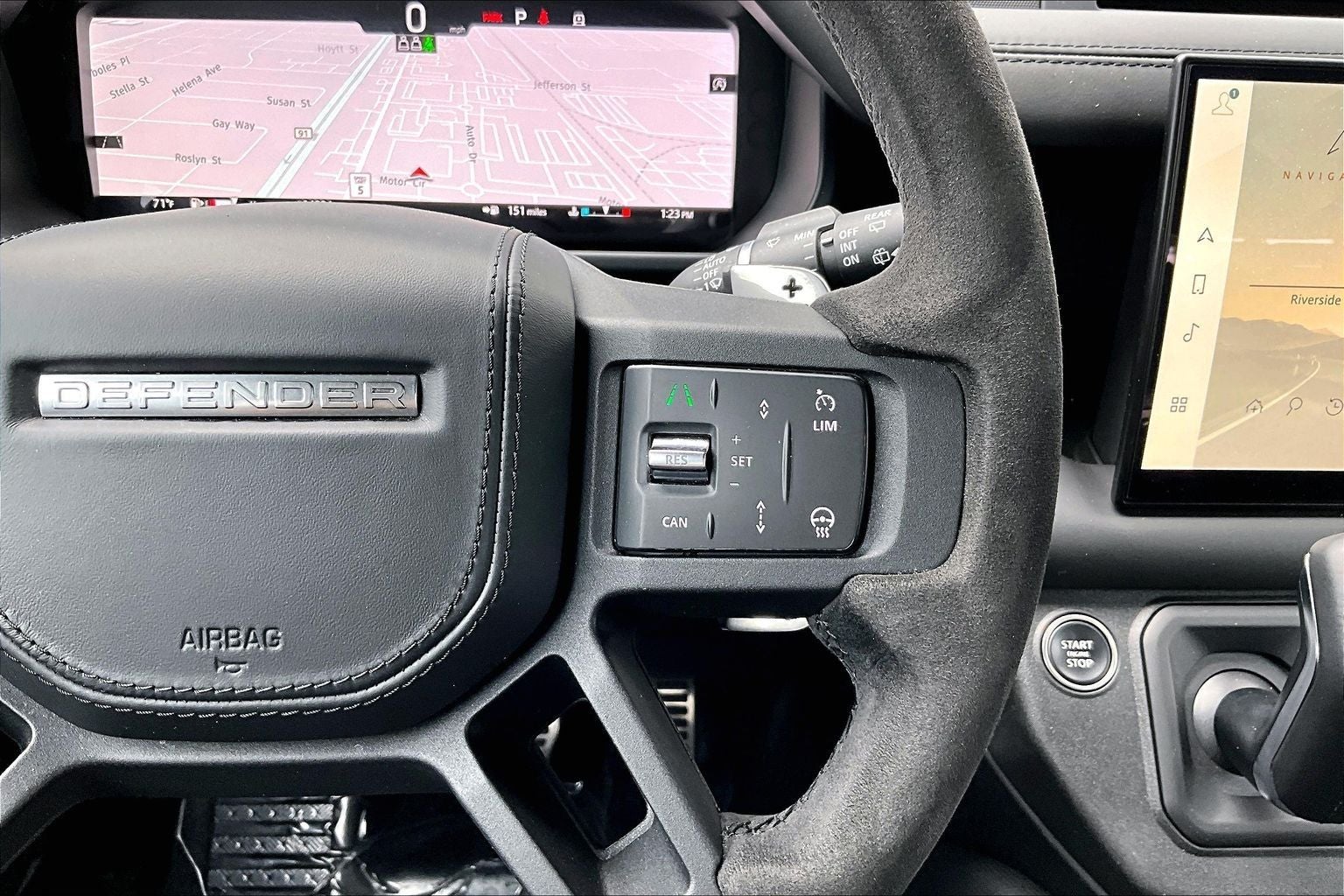 2024 Land Rover Defender 110 Carpathian Edition